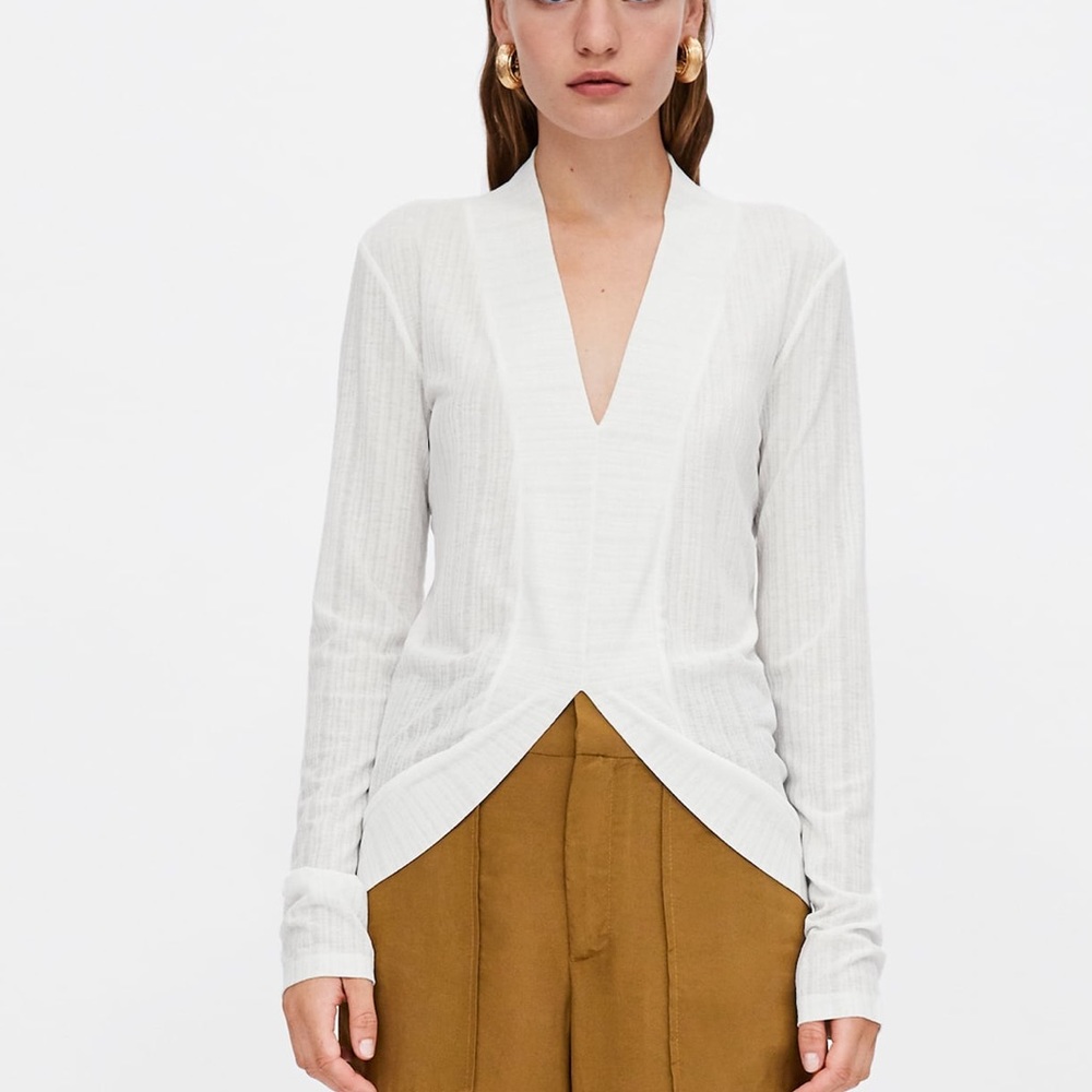 New with Tags Zara asymmetrical t-shirt sz M